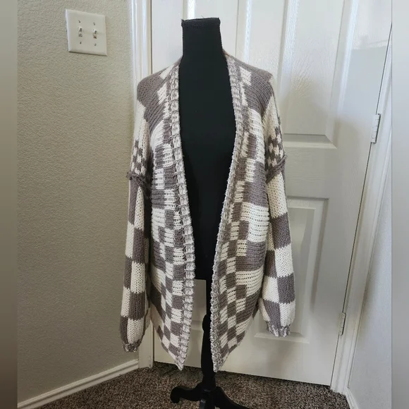 TALULAH Checkered Open-Front Cardigan - Brown and Cream S - Picture 2 of 12